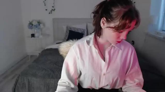 Image 11 of mariamilllls Stream on Chaturbate on 16 months ago