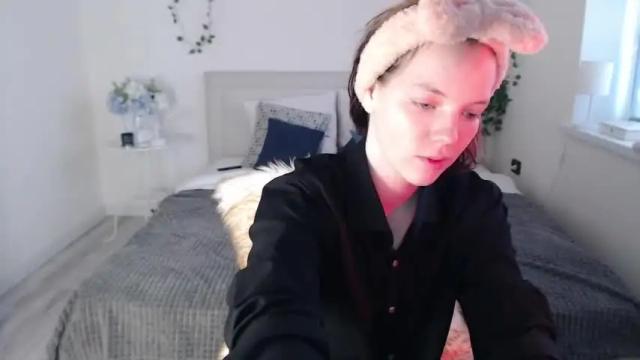 Image 2 of mariamilllls Stream on Chaturbate on 16 months ago