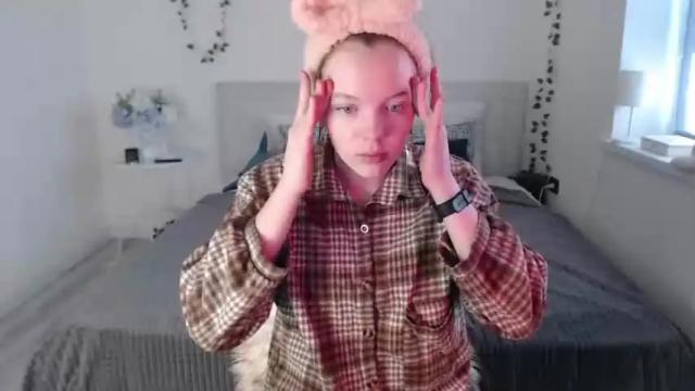 Image 2 of mariamilllls Stream on Chaturbate on 15 months ago