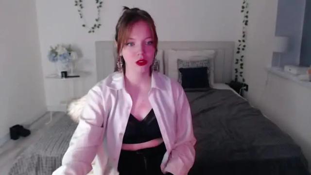 Image 3 of mariamilllls Stream on Chaturbate on 15 months ago