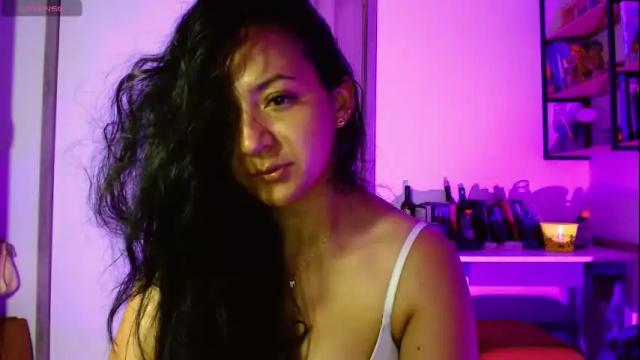 Image 8 of mariamualata Stream on Chaturbate on 5 months ago