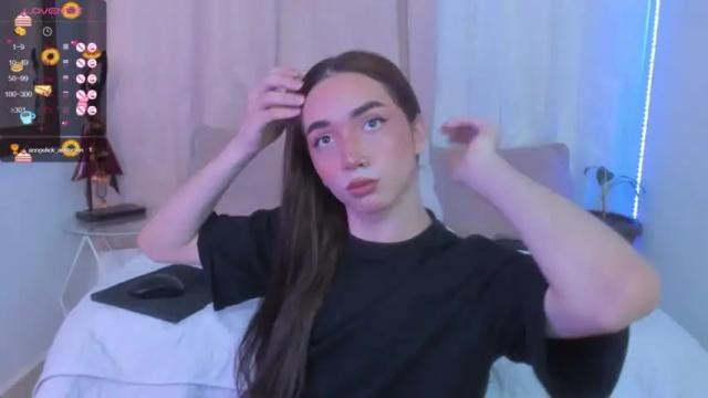 Image 4 of marian_andersen Stream on Chaturbate on 20 months ago