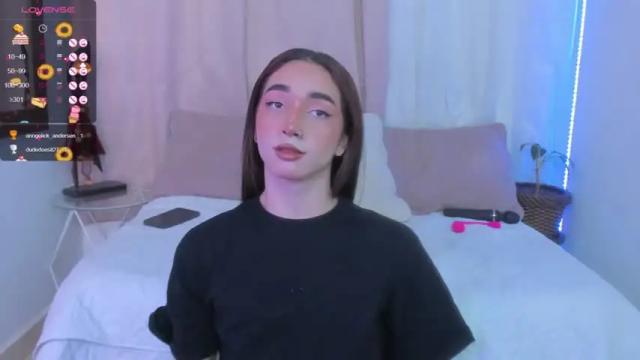Image 7 of marian_andersen Stream on Chaturbate on 20 months ago