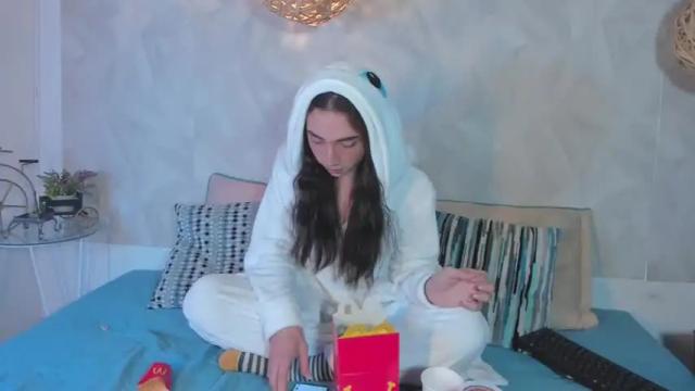 Image 10 of marian_andersen Stream on Chaturbate on 20 months ago