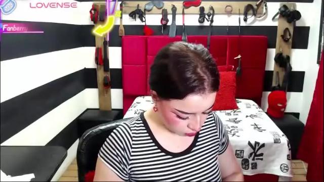 Image 11 of marian_ran_ Stream on Chaturbate on 11 days ago