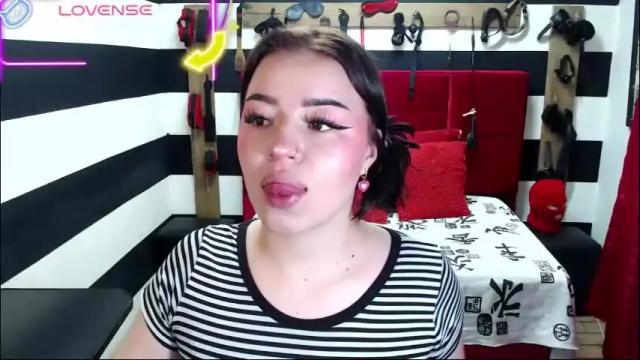 Image 7 of marian_ran_ Stream on Chaturbate on 11 days ago