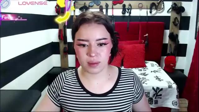 Image 8 of marian_ran_ Stream on Chaturbate on 11 days ago