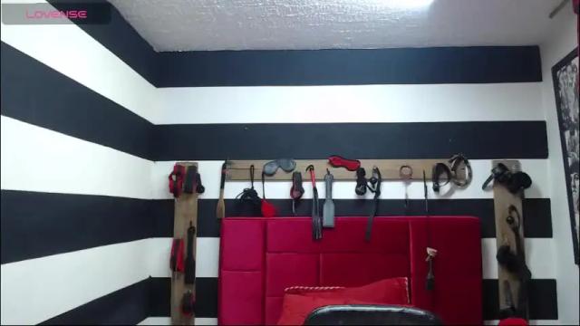 Image 12 of marian_ran_ Stream on Chaturbate on 9 days ago