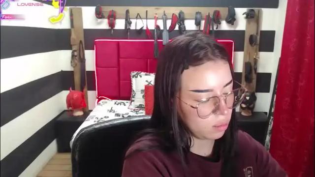 Image 8 of marian_ran_ Stream on Chaturbate on 1 month ago