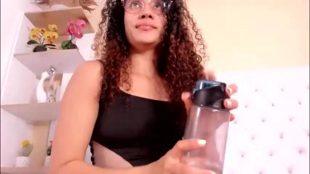 Thumbnail 1, marian_rios's Stream at Chaturbate, 6 hours ago