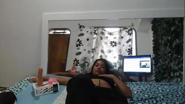Image 3 of marian_squirt Stream on Chaturbate on 19 months ago