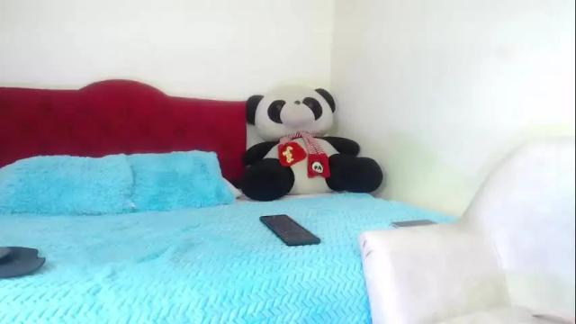 Image 4 of mariana_16_ Stream on Chaturbate on 11 days ago