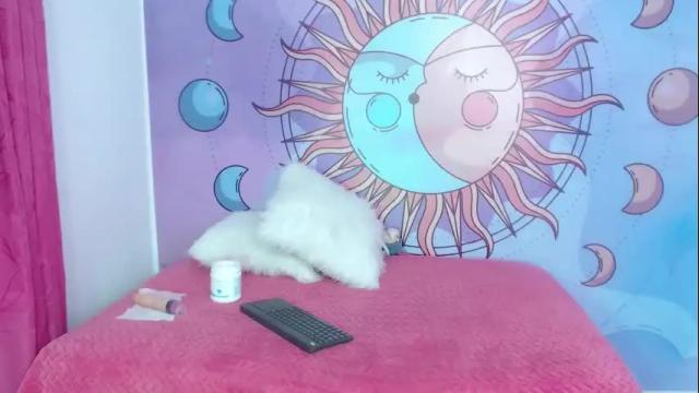 Image 2 of mariana_16_ Stream on Chaturbate on 1 month ago