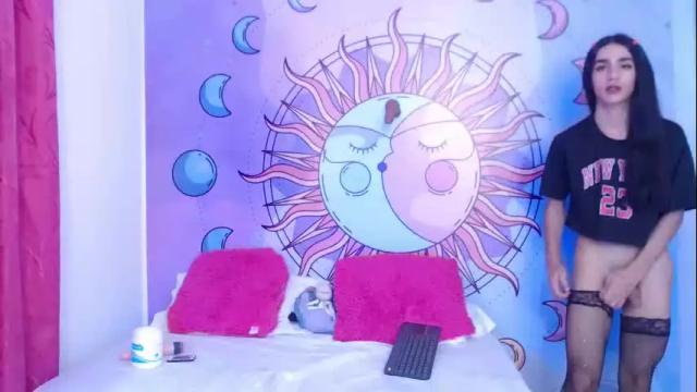 Image 3 of mariana_16_ Stream on Chaturbate on 22 days ago