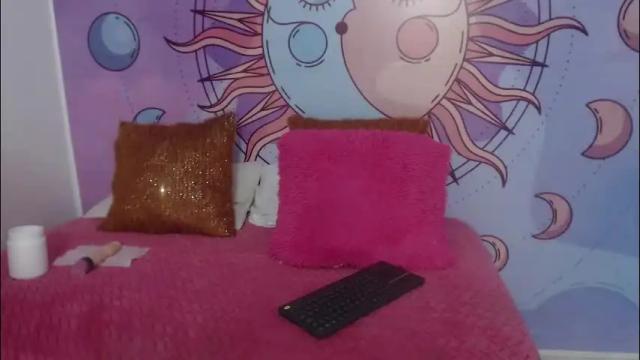 Image 8 of mariana_16_ Stream on Chaturbate on 8 days ago