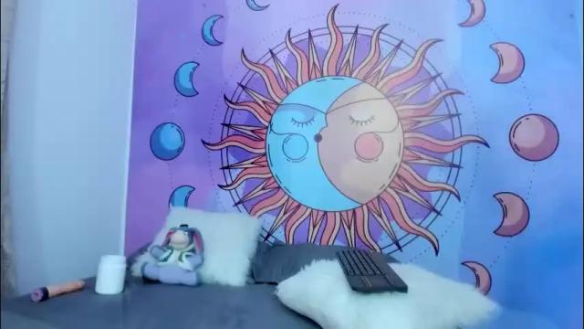Image 4 of mariana_16_ Stream on Chaturbate on 2 days ago
