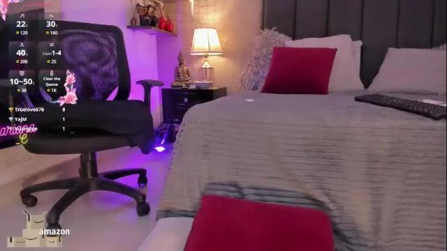 Image 6 of mariana_c Stream on Chaturbate on 14 days ago