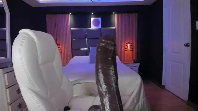 Image 10 of mariana_castro9 Stream on Chaturbate on 1 month ago