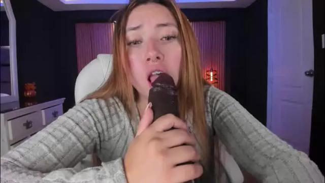 Image 8 of mariana_castro9 Stream on Chaturbate on 1 month ago