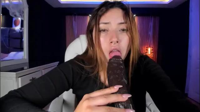 Image 6 of mariana_castro9 Stream on Chaturbate on 5 days ago