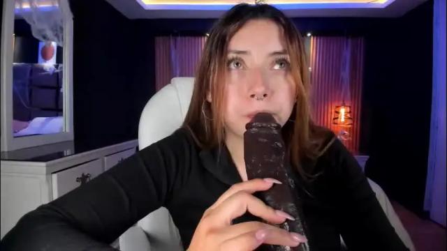 Image 8 of mariana_castro9 Stream on Chaturbate on 5 days ago