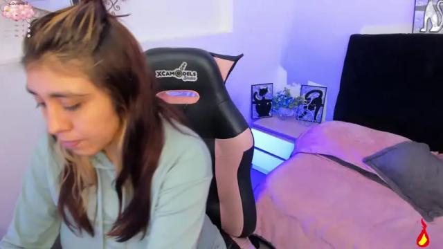 Image 10 of mariana_escobaar Stream on Chaturbate on 15 months ago