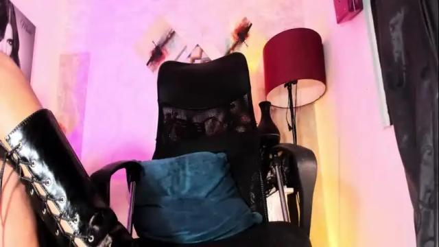 Image 2 of mariana_fadulf_ Stream on Chaturbate on 1 month ago