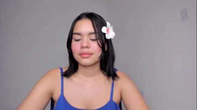 Image 4 of mariana_laurent1 Stream on Chaturbate on 1 month ago