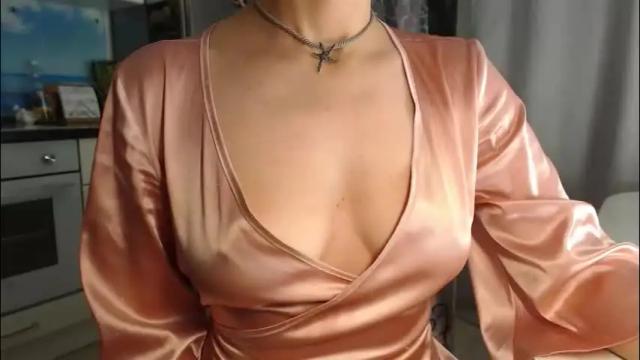 Image 6 of mariana_mur Stream on Chaturbate on 6 days ago