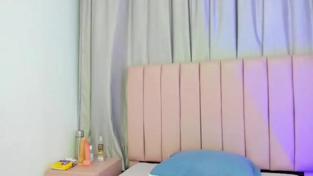 Image 2 of mariana_murillo__ Stream on Chaturbate on 12 months ago