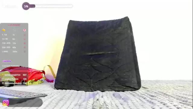 Image 4 of mariana_preciado Stream on Chaturbate on 14 days ago