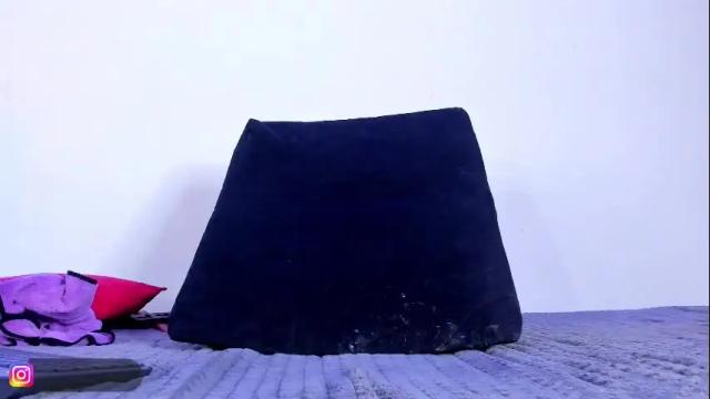 Image 12 of mariana_preciado Stream on Chaturbate on 10 days ago