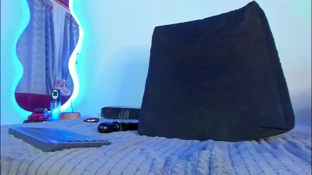 Image 8 of mariana_preciado Stream on Chaturbate on 1 month ago