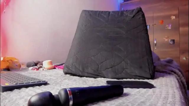 Image 6 of mariana_preciado Stream on Chaturbate on 1 month ago