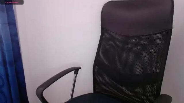 Image 12 of mariana_vera Stream on Chaturbate on 14 months ago