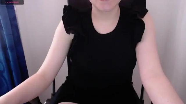 Image 7 of mariana_vera Stream on Chaturbate on 14 months ago