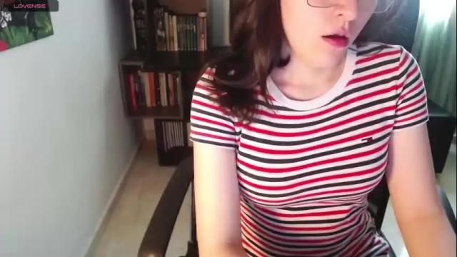 Image 7 of mariana_vera Stream on Chaturbate on 5 months ago