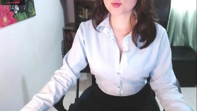 Image 12 of mariana_vera Stream on Chaturbate on 4 months ago
