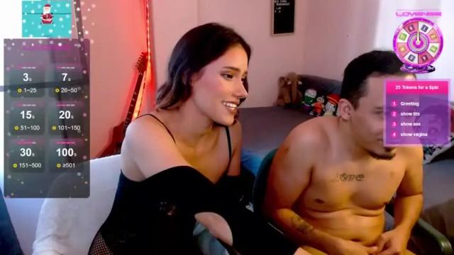 Image 8 of marianaandlian Stream on Chaturbate on 18 months ago