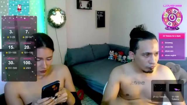Image 4 of marianaandlian Stream on Chaturbate on 18 months ago