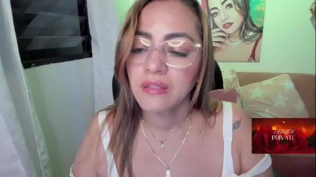 Image 7 of marianalopez81 Stream on Chaturbate on 7 days ago
