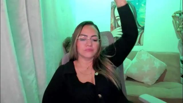 Image 3 of marianalopez81 Stream on Chaturbate on 27 days ago