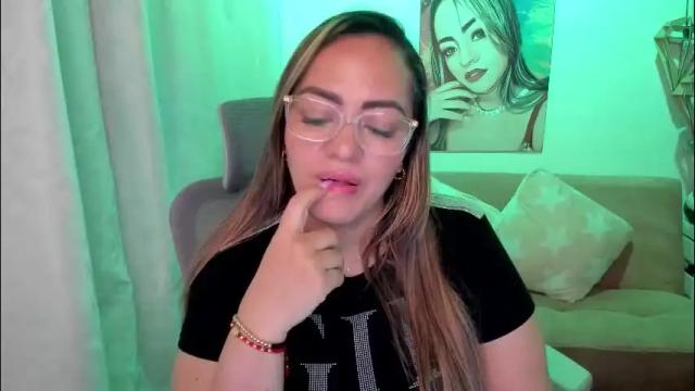 Image 4 of marianalopez81 Stream on Chaturbate on 26 days ago