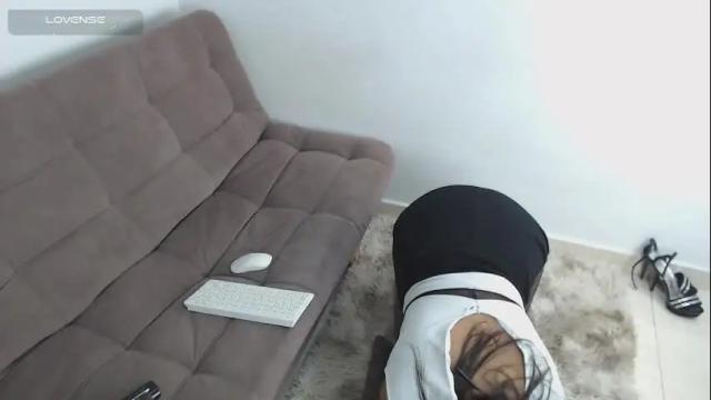Image 11 of marianaluquez Stream on Chaturbate on 5 days ago