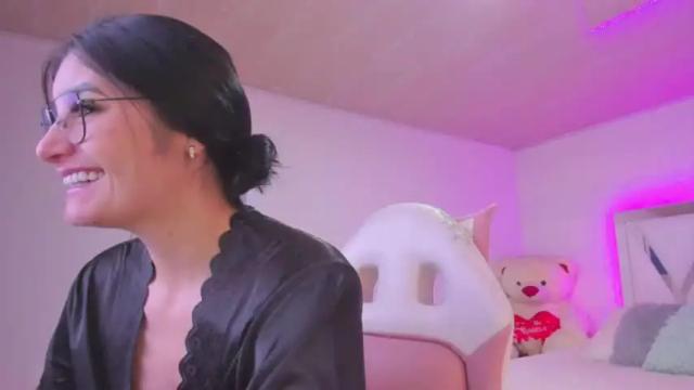 Image 7 of marianamoreno Stream on Chaturbate on 18 months ago