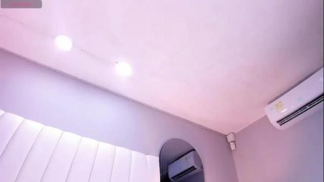 Image 2 of marianarey_ Stream on Chaturbate on 2 months ago