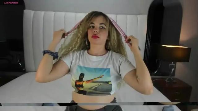 Image 2 of marianarey_ Stream on Chaturbate on 1 month ago