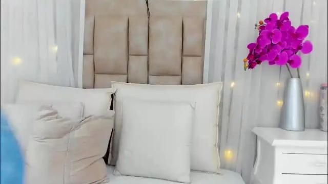 Image 2 of marianasanz Stream on Chaturbate on 27 days ago
