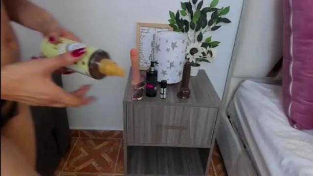 Thumbnail 2, marianasimmond's Stream at Chaturbate, 20 months ago