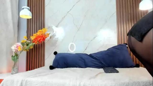 Image 3 of marianavargas20 Stream on Chaturbate on 4 months ago